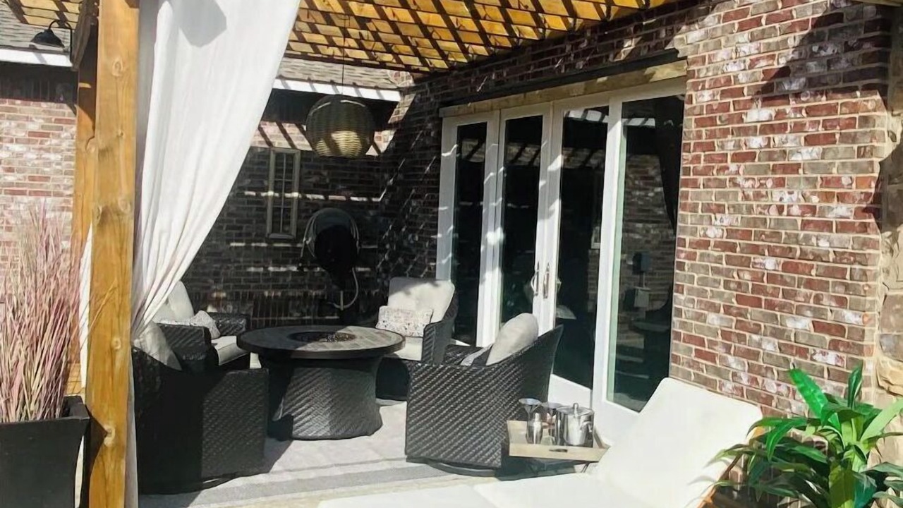 Photo of Patio Balcony in Laurel