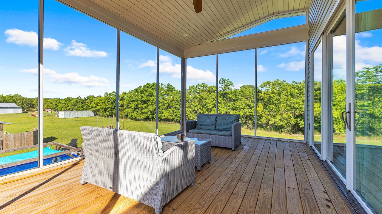 Photo of Patio Balcony in Millbrook