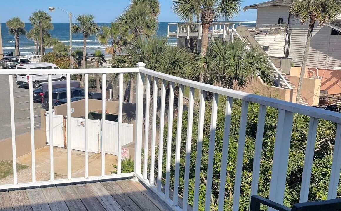 Photo of Patio Balcony in New Smyrna Beach