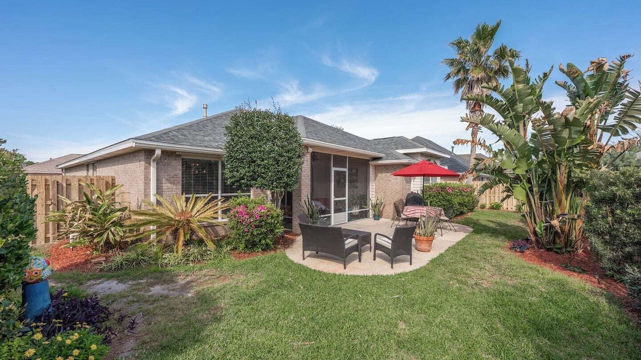 Photo of Outdoor in Avalon Beach Estates