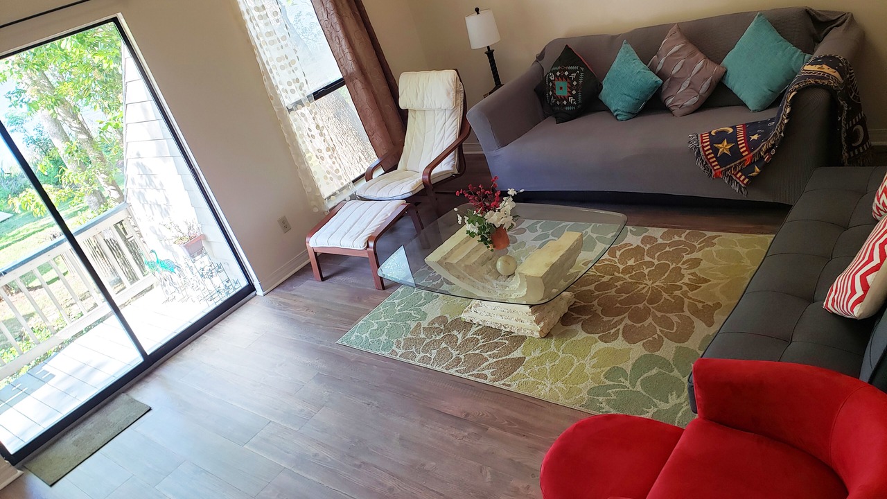 Photo of Livingroom in Daphne