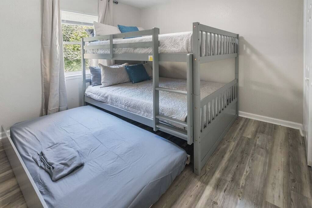 Photo of Bedroom in Grand Bay