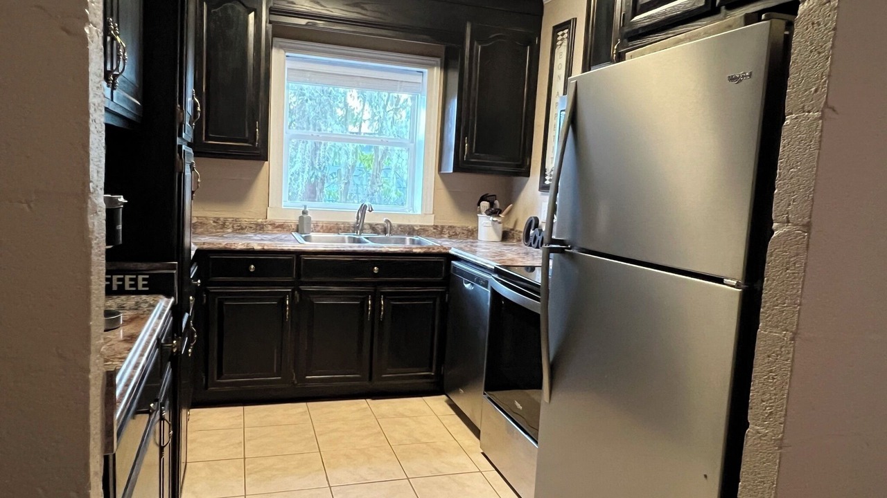 Photo of Kitchen in Cobb