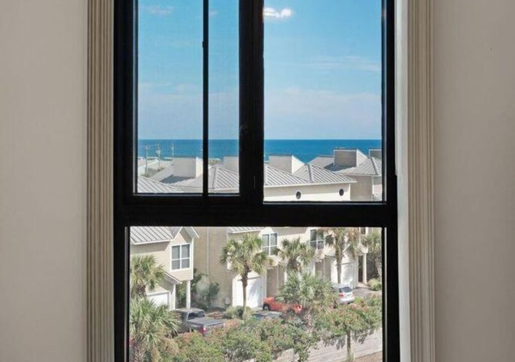Photo of Bedroom in Scenic Gulf Drive