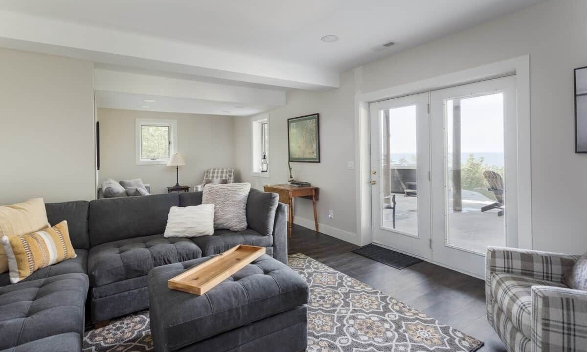 Photo of Livingroom in Lake Leelanau