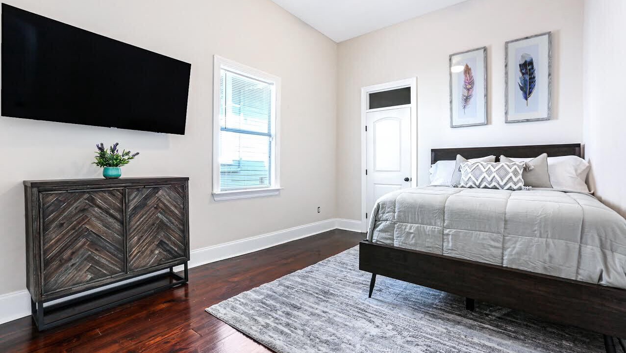 Photo of Bedroom in Mid-City