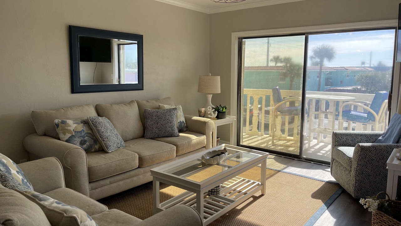 Photo of Livingroom in Ormond-by-the-Sea