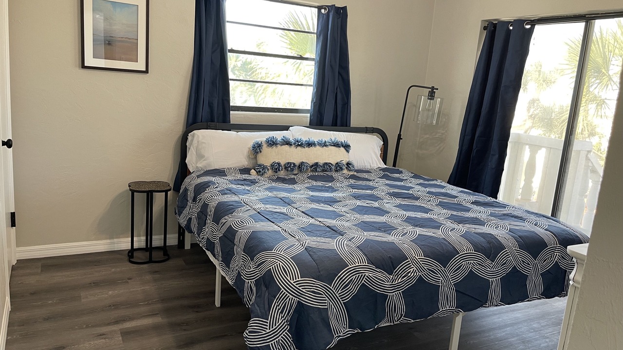 Photo of Bedroom in Ormond-by-the-Sea