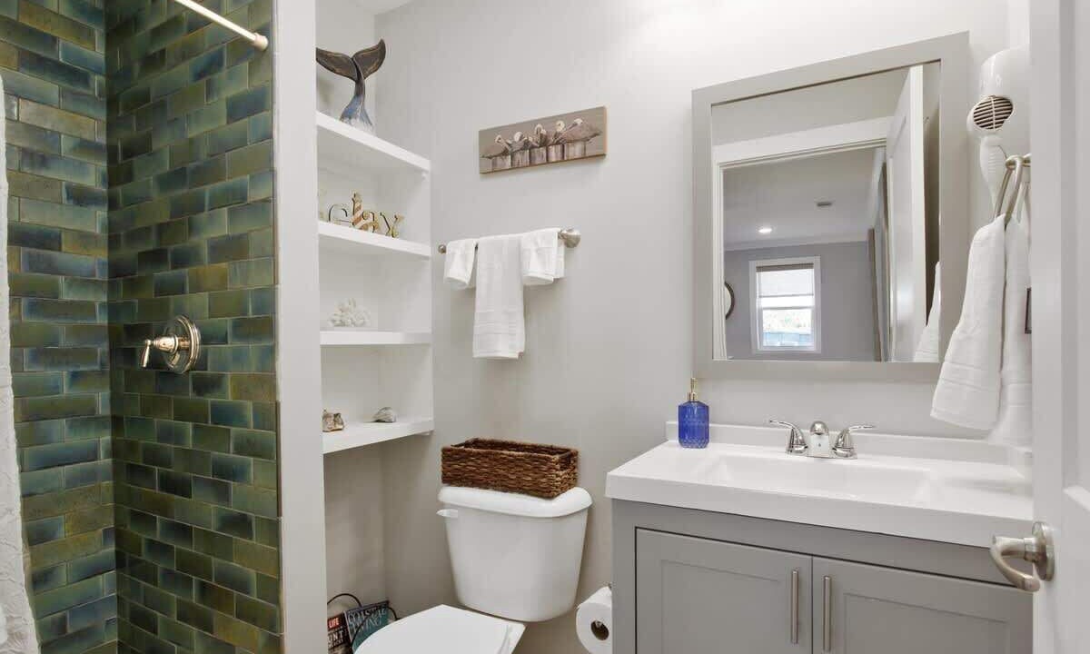 Photo of Bathroom in Tybee Island