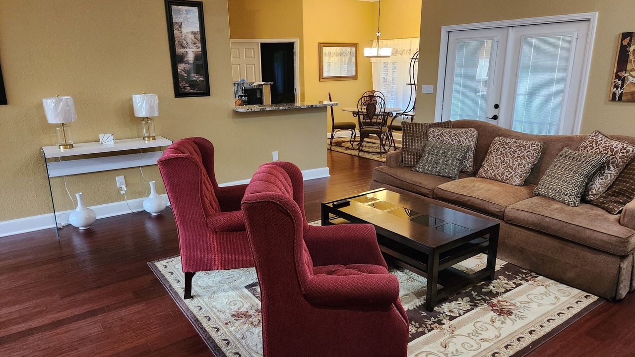 Photo of Livingroom in North Northwest Pensacola