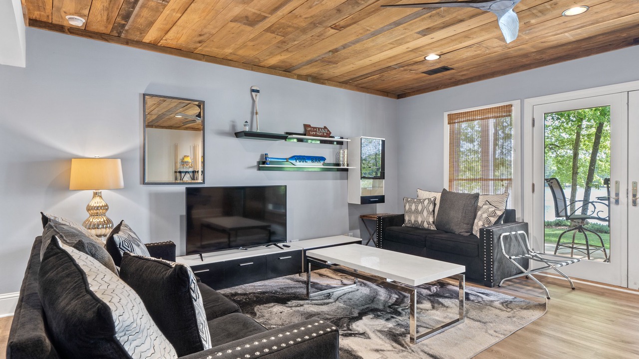 Photo of Livingroom in Eatonton