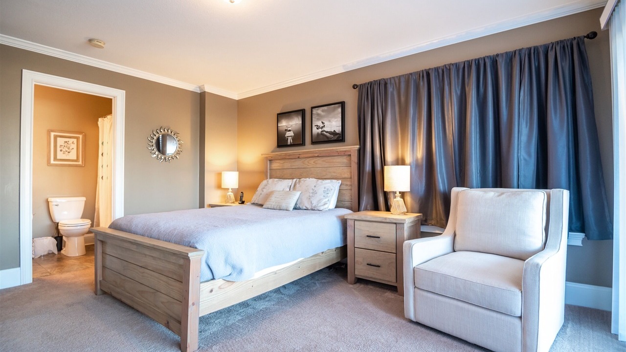 Photo of Bedroom in Alexander City