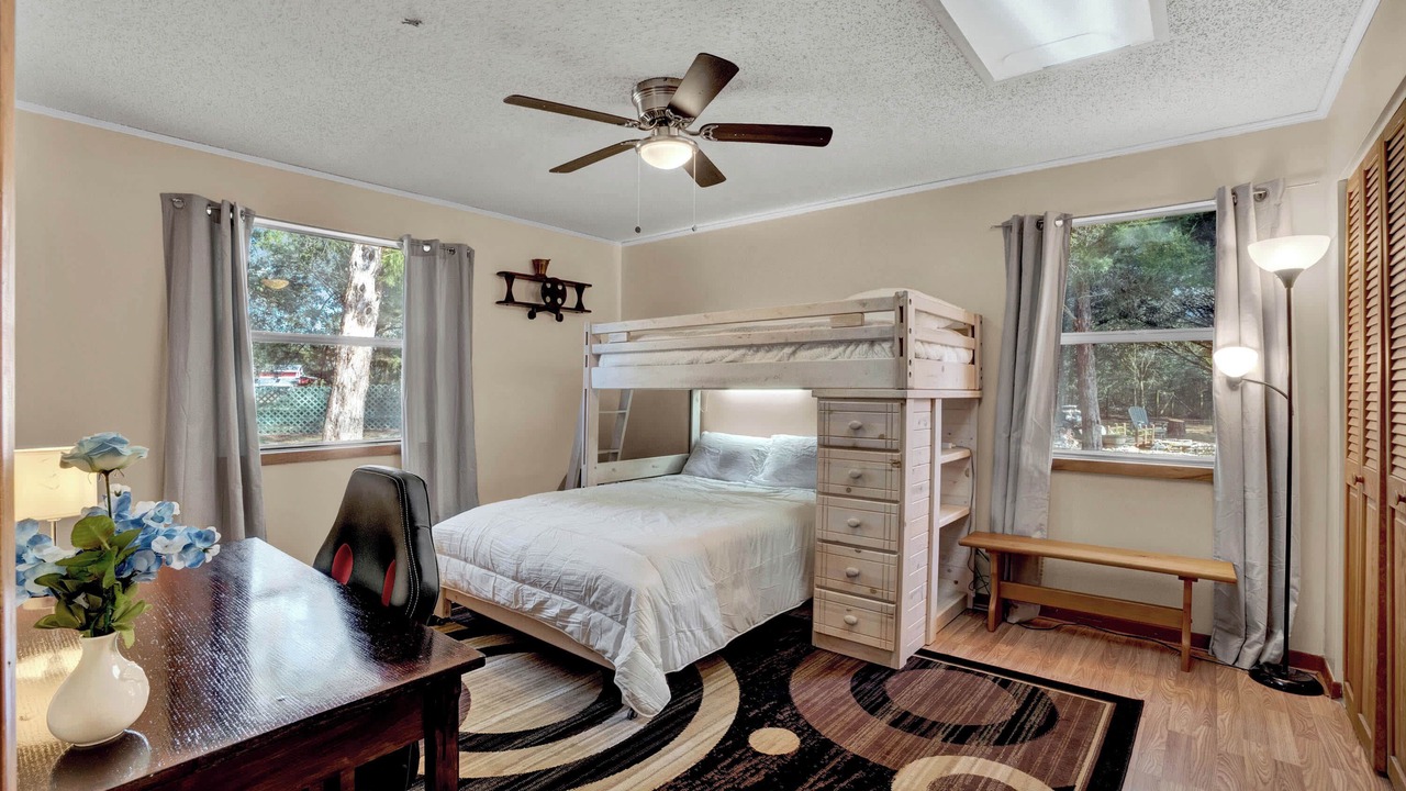 Photo of Bedroom in Eustis