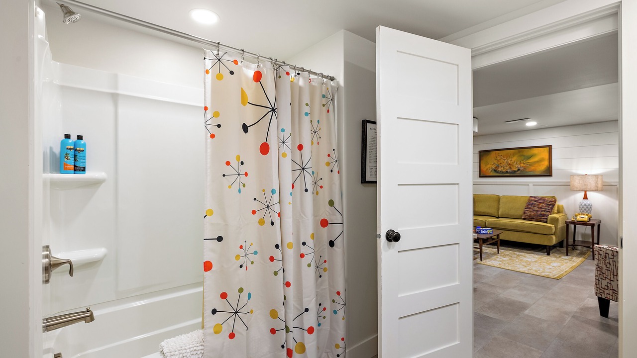 Photo of Bathroom in Lakeside