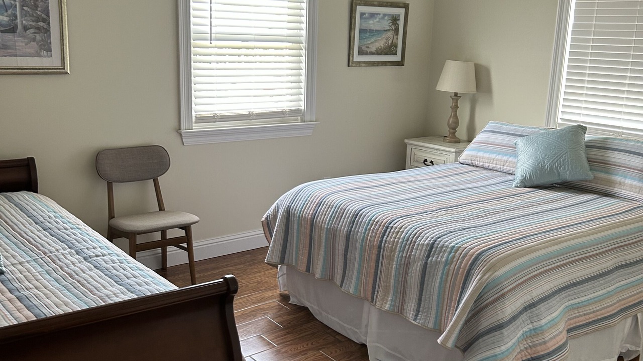 Photo of Bedroom in Shoreline Park