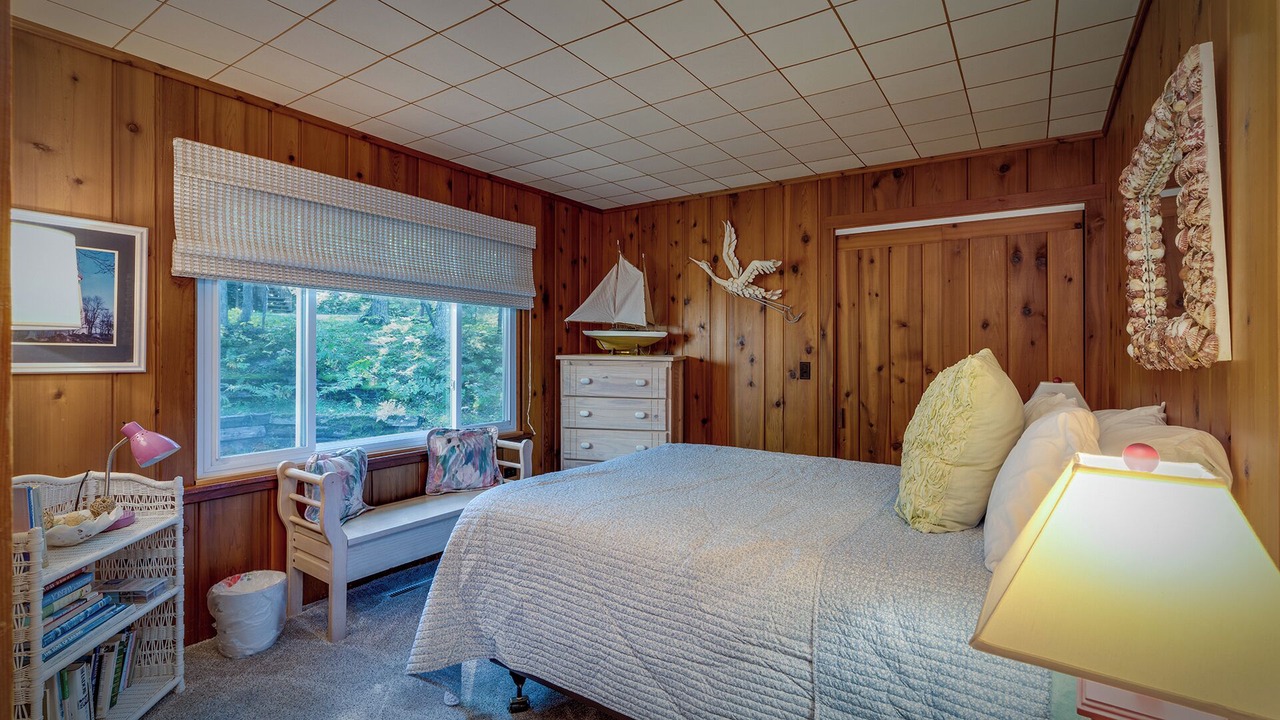 Photo of Bedroom in Harbor Springs