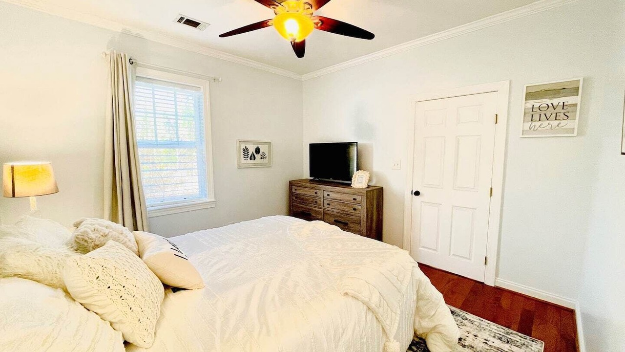 Photo of Bedroom in Grovetown