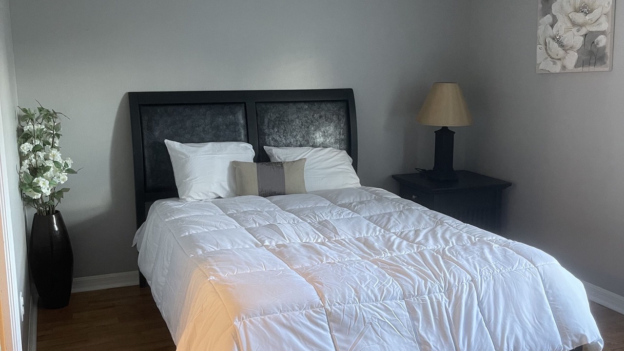 Photo of Bedroom in Candler