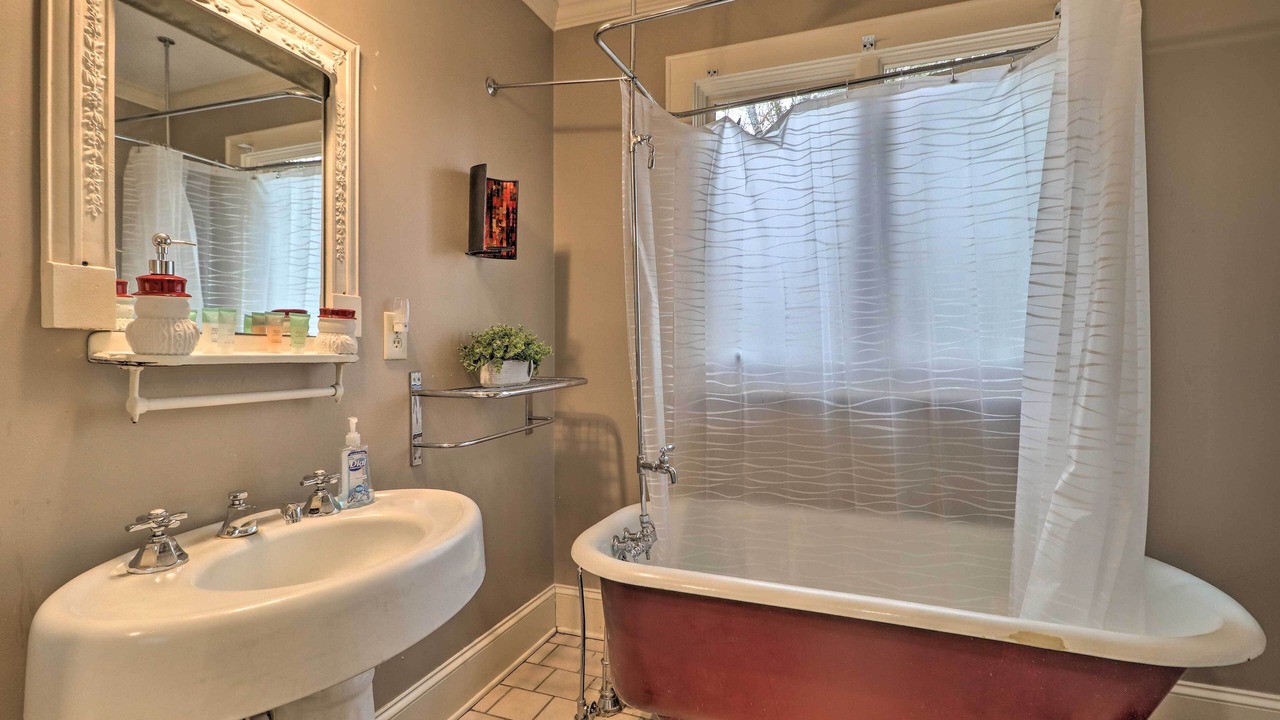 Photo of Bathroom in Conyers