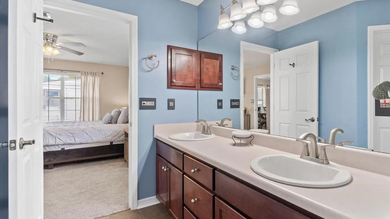 Photo of Bathroom in Navarre