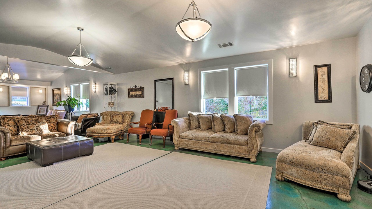 Photo of Livingroom in Fayetteville
