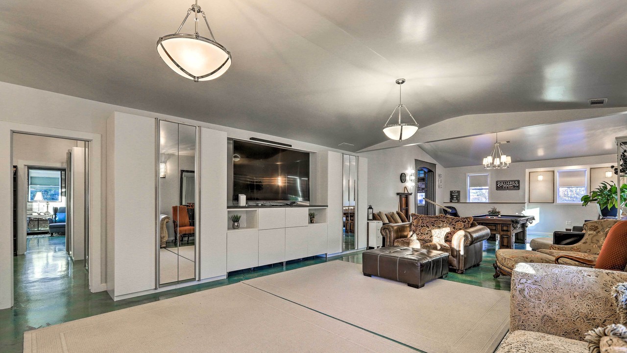 Photo of Livingroom in Fayetteville