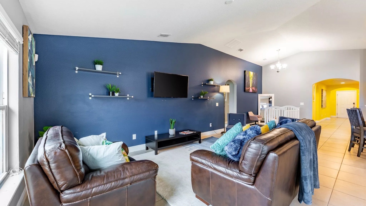 Photo of Livingroom in Plymouth