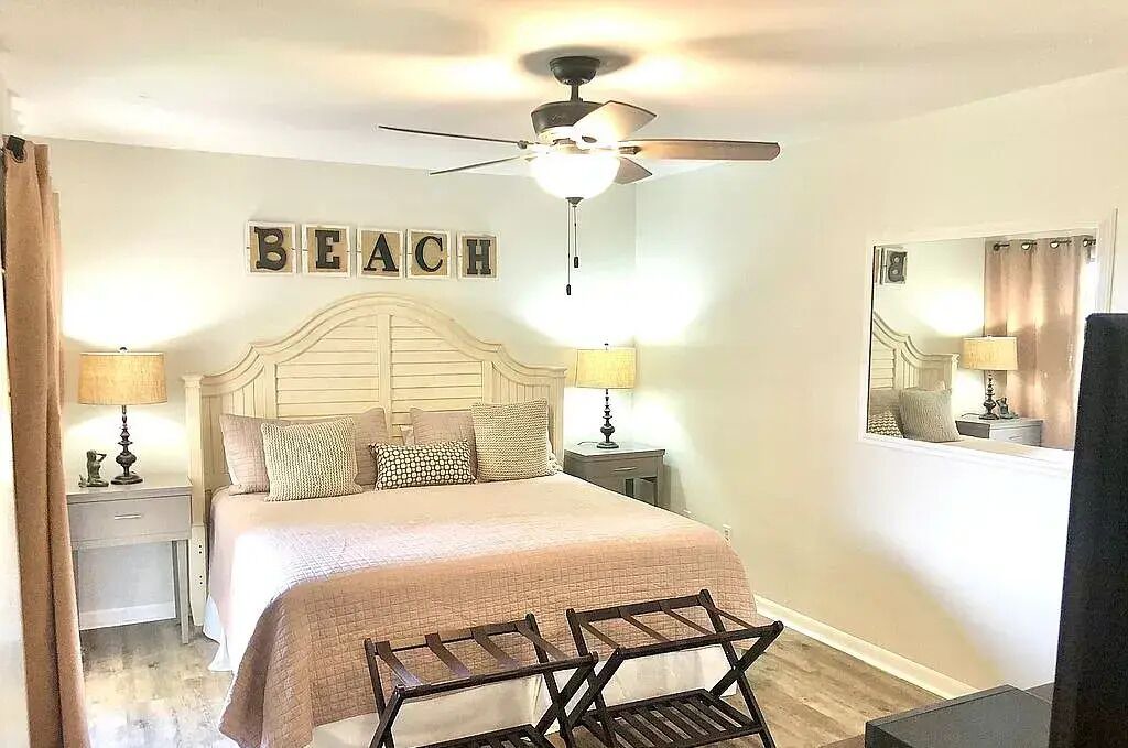 Photo of Bedroom in Miramar Beach