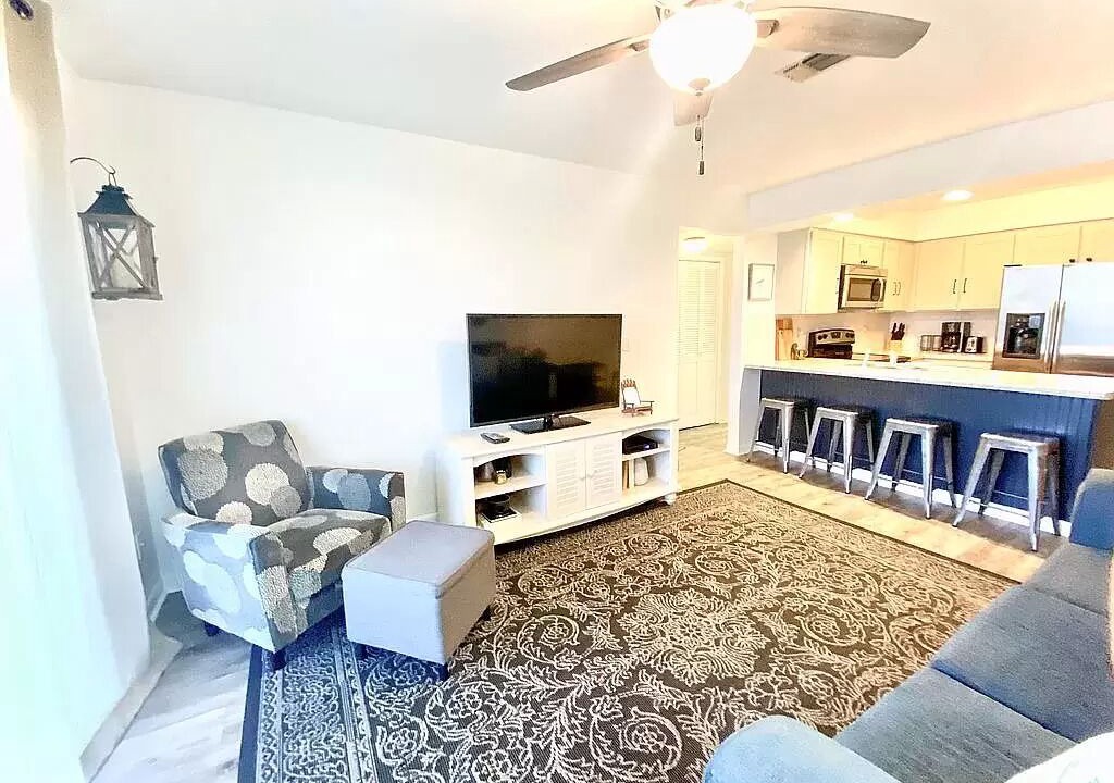 Photo of Livingroom in Miramar Beach