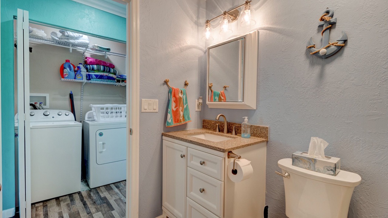 Photo of Bathroom in Sunny Shores