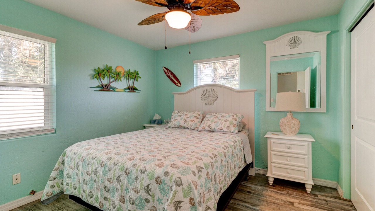 Photo of Bedroom in Sunny Shores