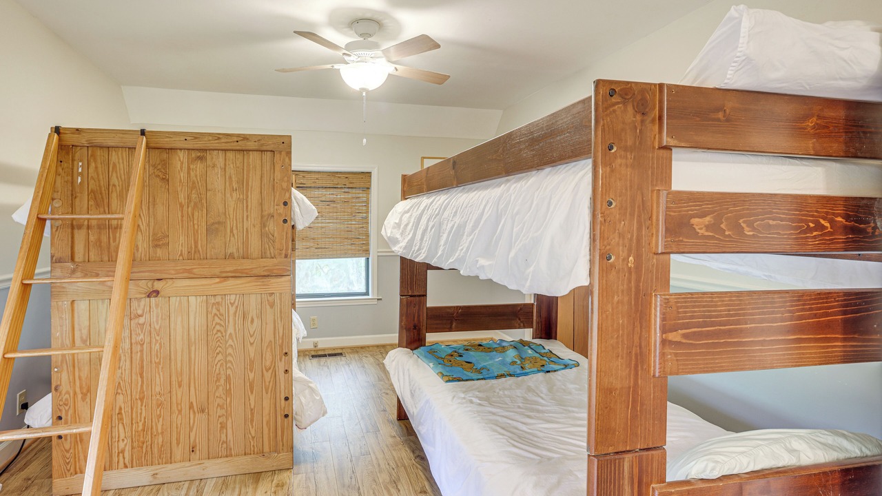 Photo of Bedroom in Shelby