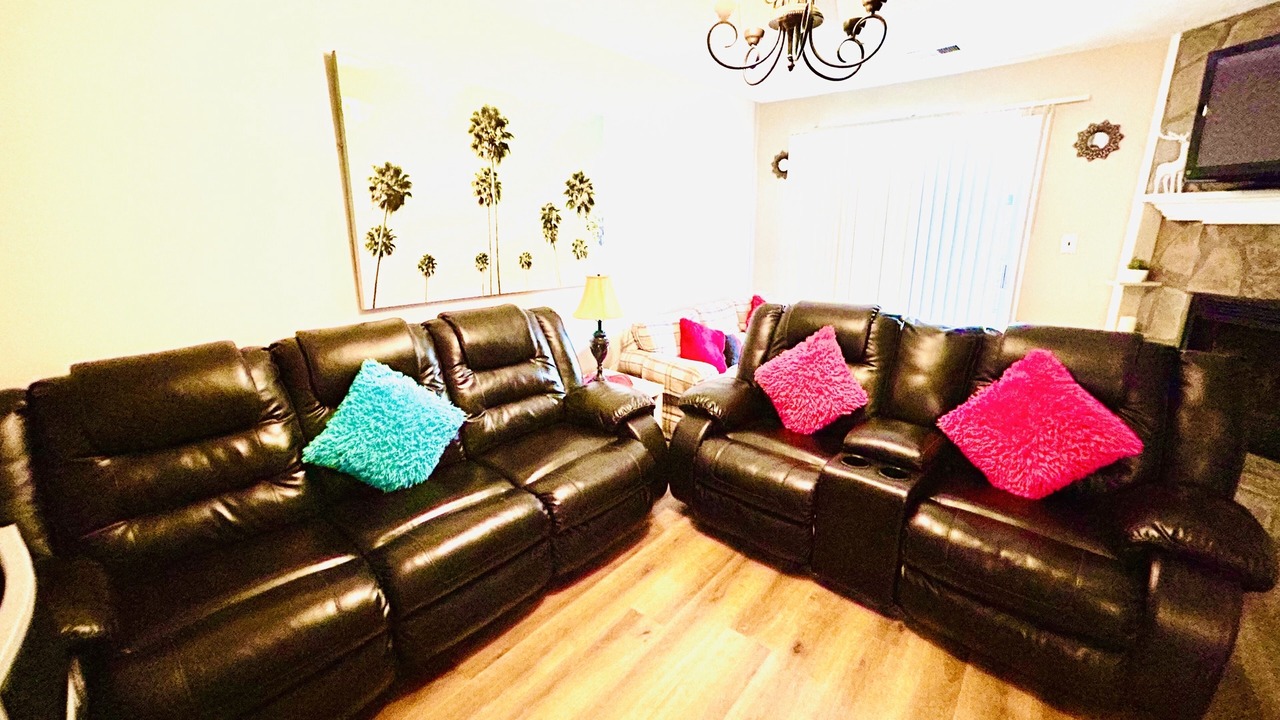 Photo of Livingroom in Morrow