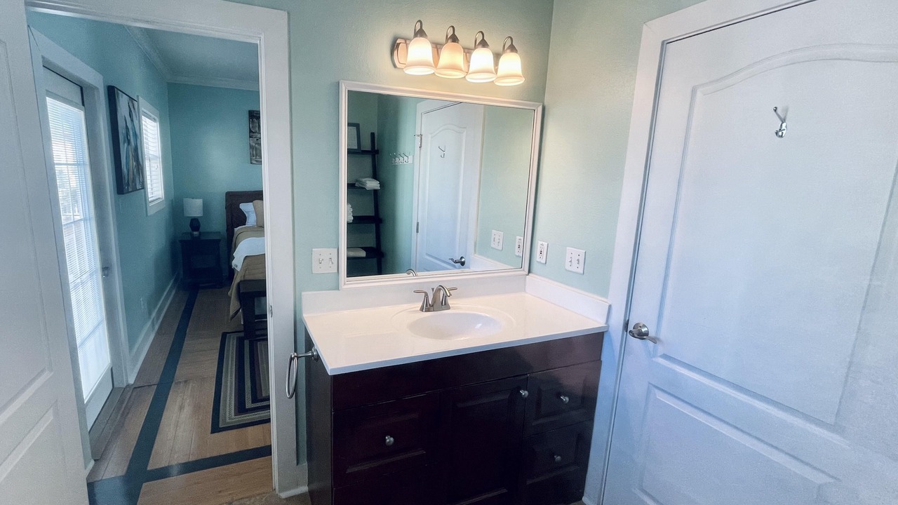 Photo of Bathroom in Ono Island