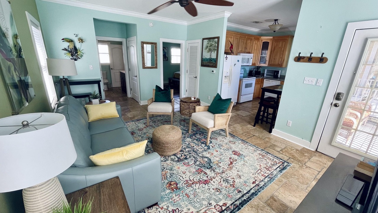Photo of Livingroom in Ono Island