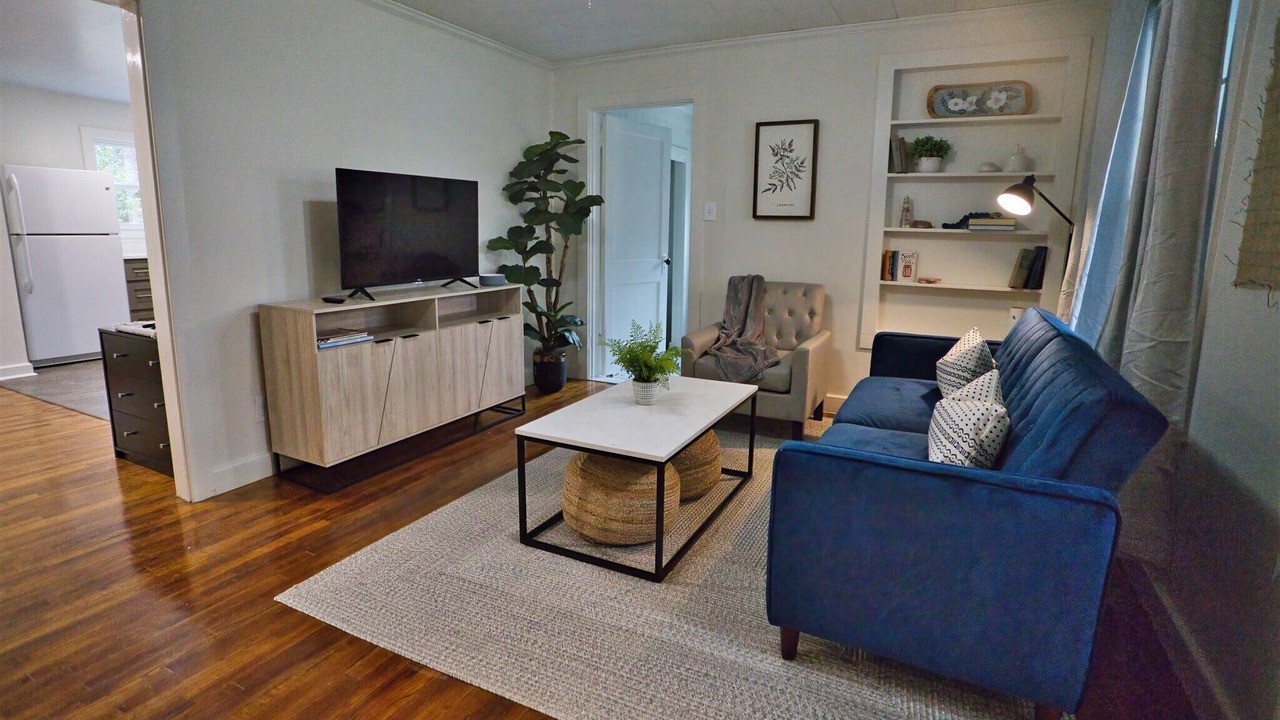 Photo of Livingroom in Laurel