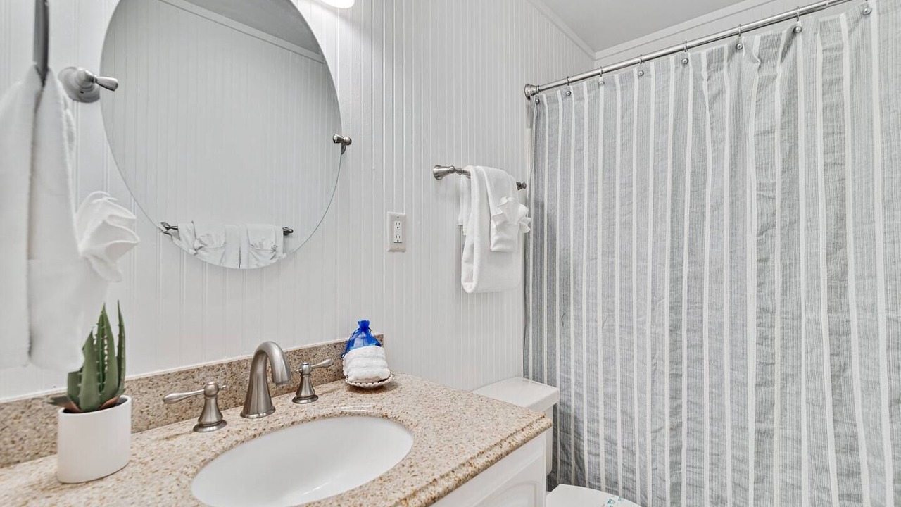 Photo of Bathroom in Gulf Shores