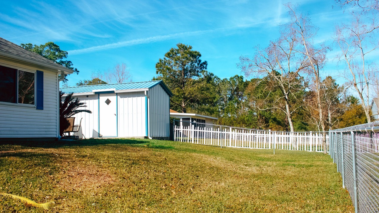 Photo of Outdoor in Henderson Point