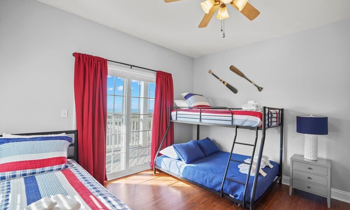 Photo of Bedroom in Seagrass