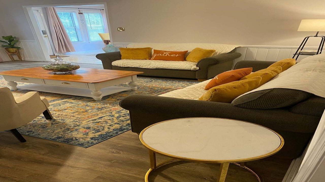Photo of Livingroom in Valdosta
