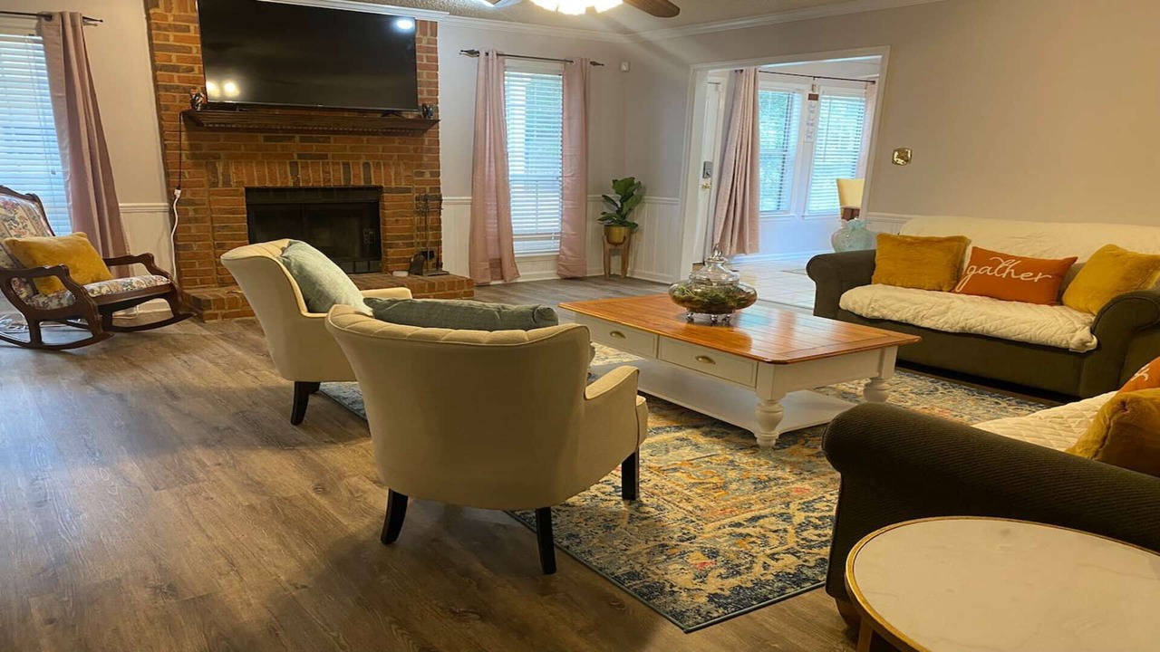 Photo of Livingroom in Valdosta