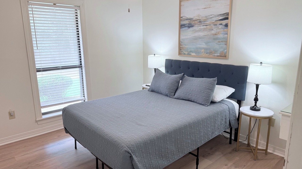 Photo of Bedroom in Tougaloo