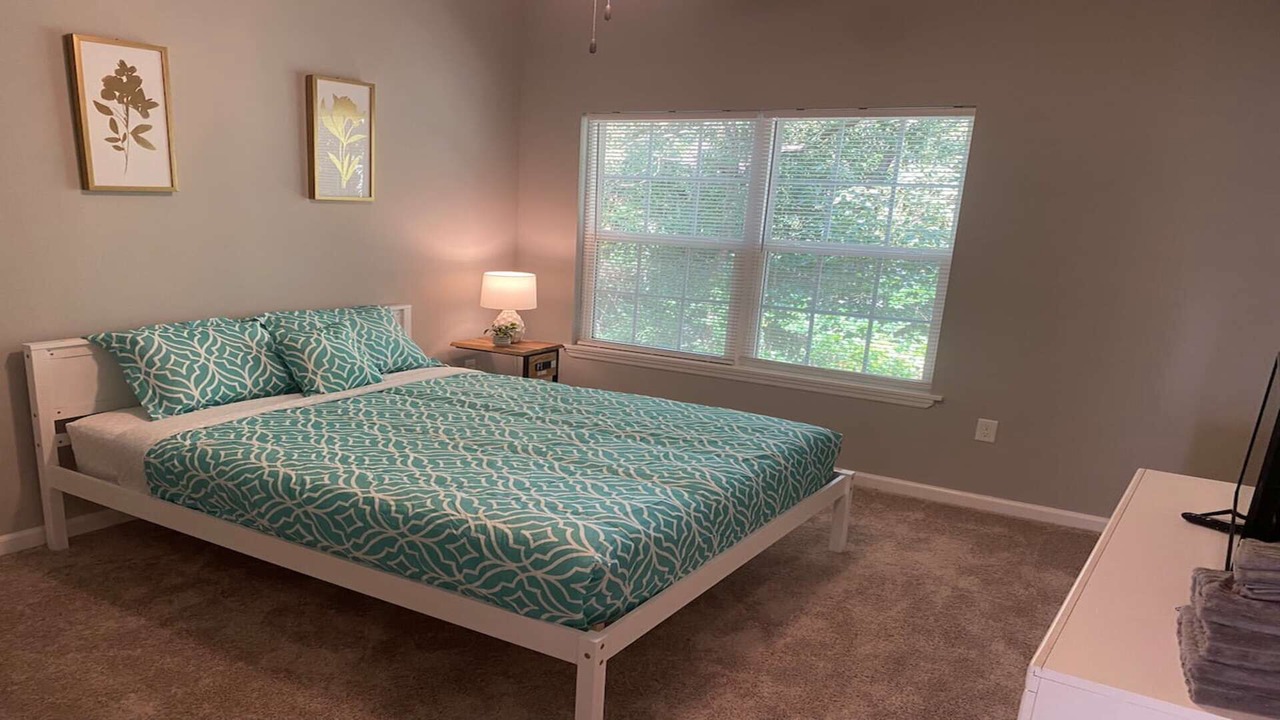 Photo of Bedroom in Valdosta