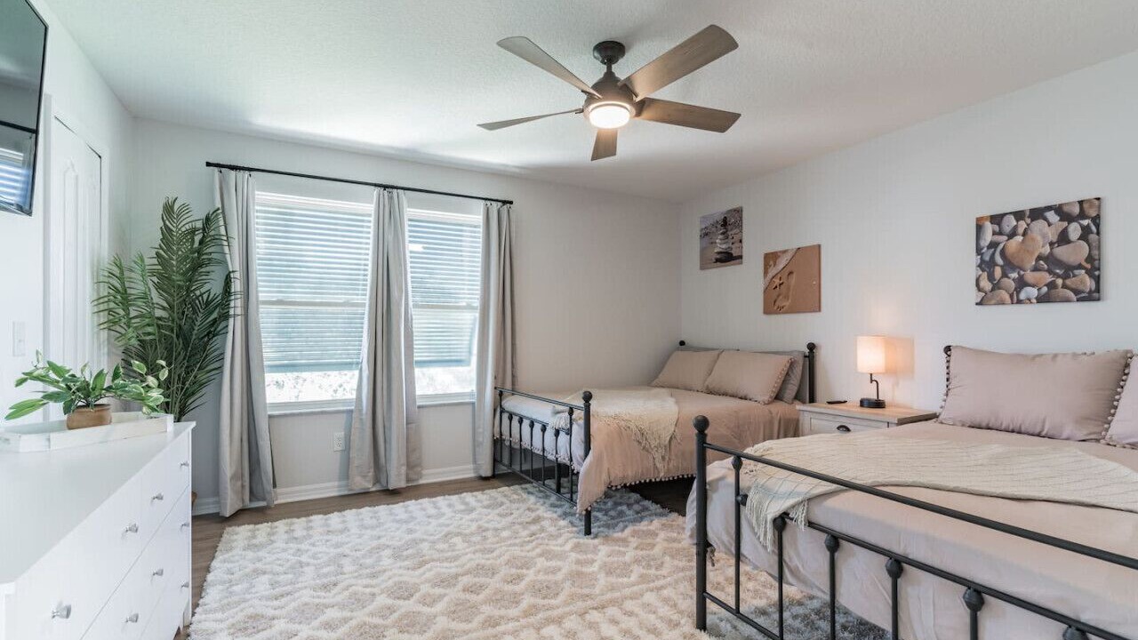 Photo of Bedroom in Butler Beach