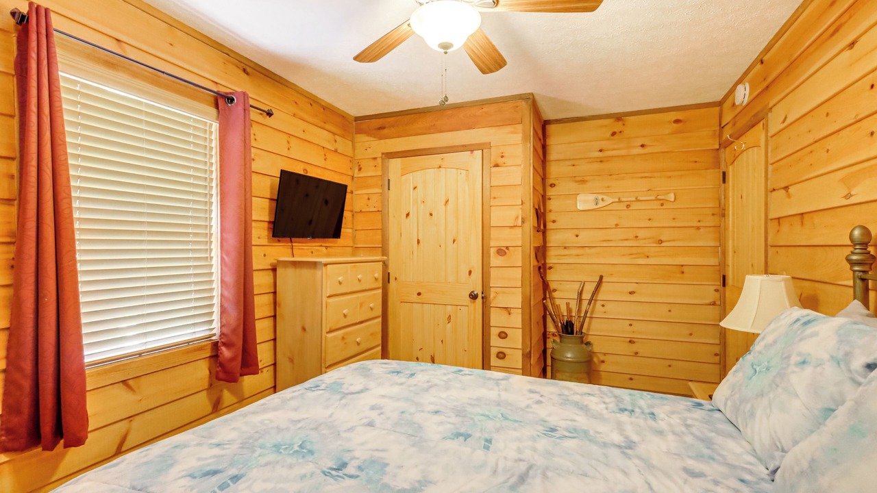Photo of Bedroom in Milledgeville