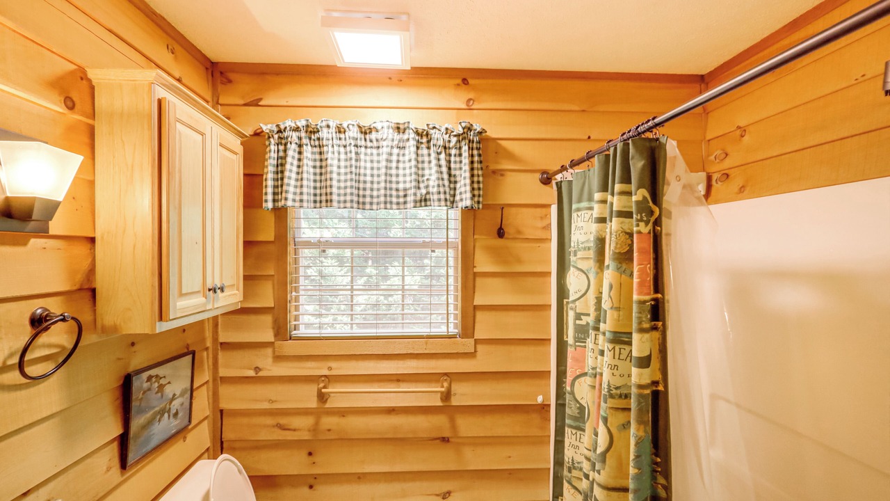 Photo of Bathroom in Milledgeville