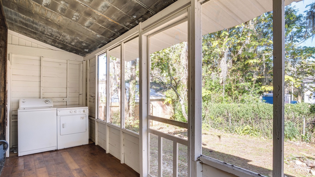 Photo of Bedroom in Historic District