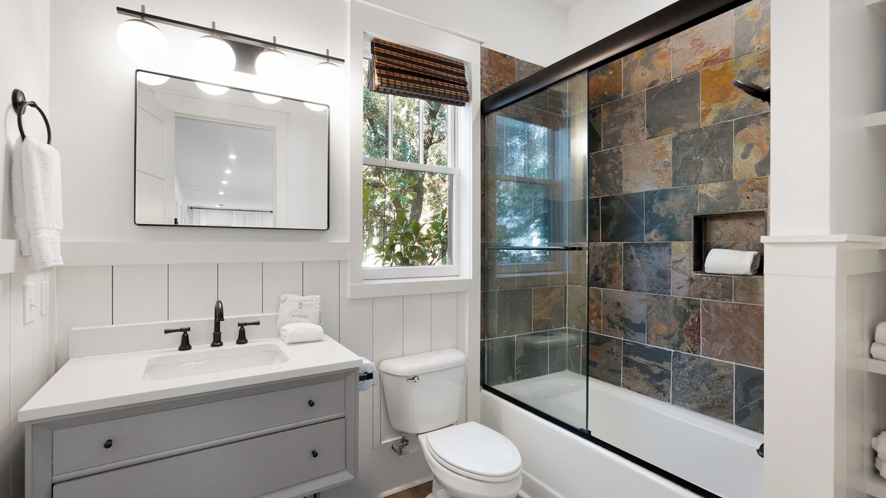 Photo of Bathroom in Watercolor