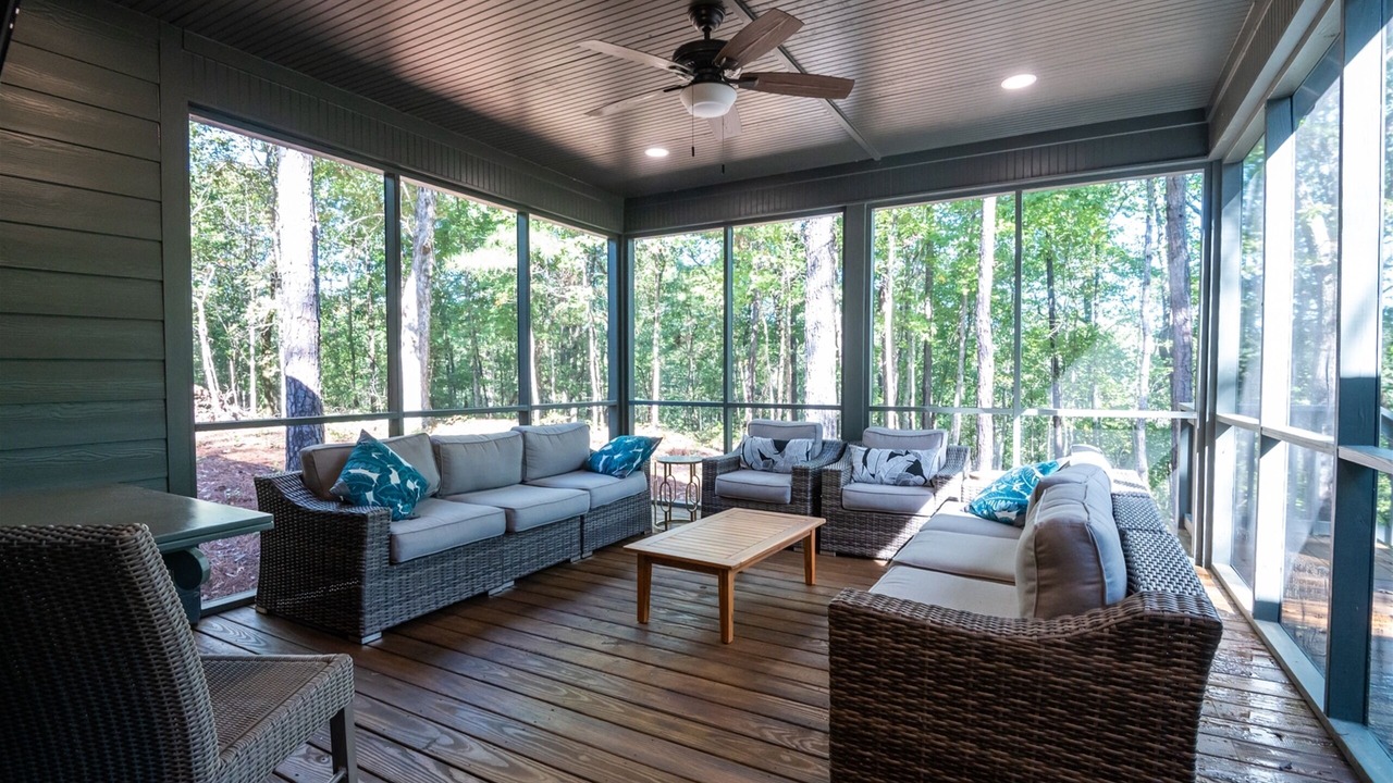 Photo of Livingroom in Tallassee
