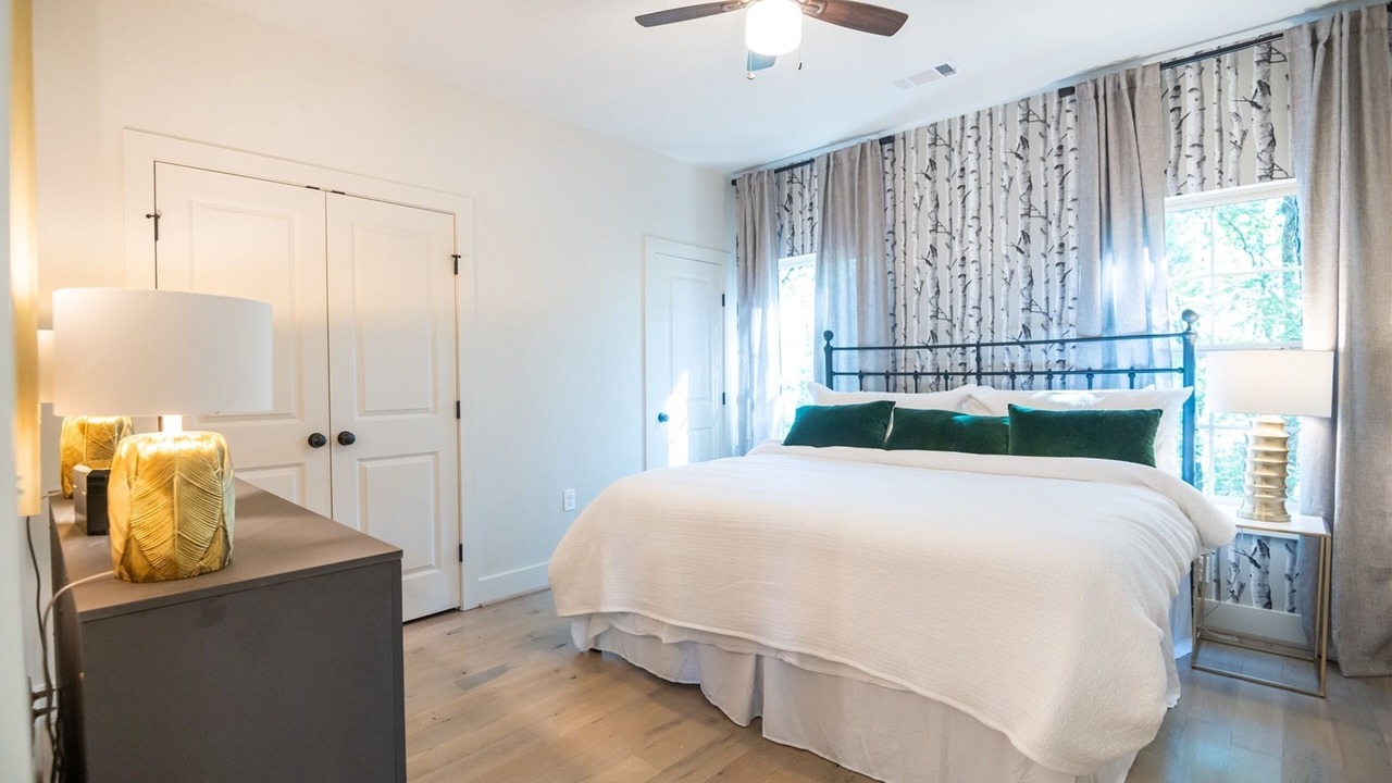 Photo of Bedroom in Tallassee
